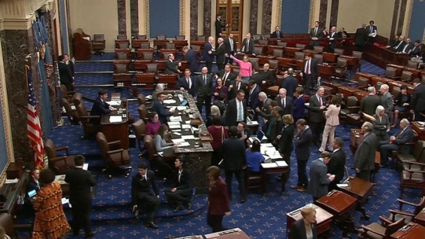 Палата представителей США приняла законопроект о финансировании части правительства.