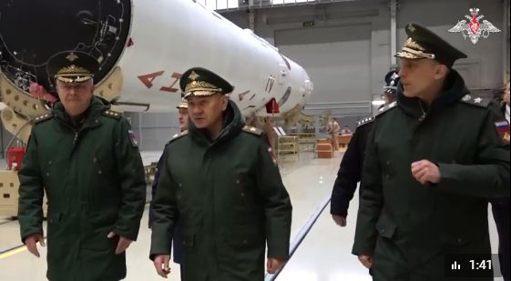 Министр обороны РФ генерал армии Сергей Шойгу проверил развитие инфраструктуры космодрома Плесецк