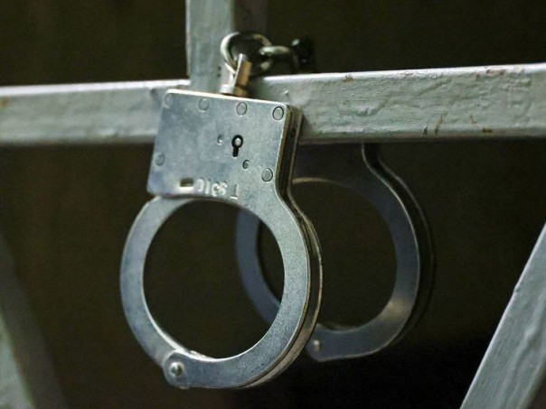 Силовики задержали пытавшихся поджечь вертолет Ми-8 на военном аэродроме в Самарской области