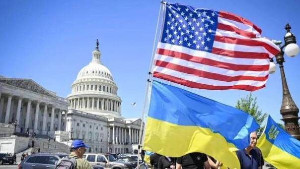 WSJ: в Белом доме признали, что США давят на Украину больше, чем на Россию