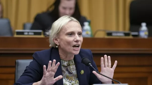 "Мы не поняли": украинку из конгресса США возненавидели на родине