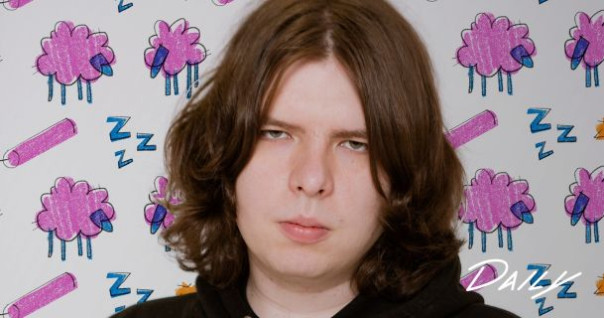 На участника группы «Автоспорт», поддерживающего ВСУ и «уважающего» всех уехавших из страны, завели дело о дискредитации русской армии