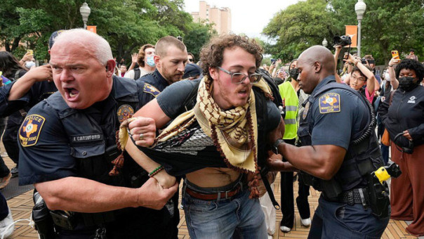 В США полиция задержала более 700 человек из-за пропалестинских акций в вузах