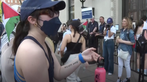 Протестующие студенты захватили Гамильтон-Холл в Колумбийском университете в Нью-Йорке