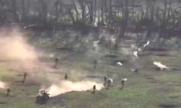 Штурм позиций укрофашистов в прямом эфире | Подборка видео