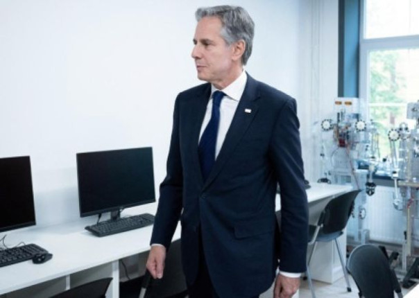 Блинкен отменил Конституцию Украины