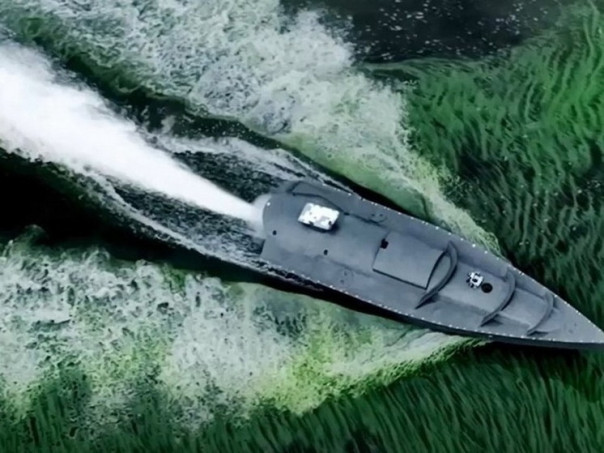 В Черном море уничтожены 11 морских дронов ВСУ, шедших к Крыму