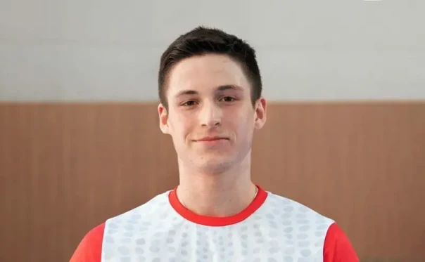 Отчисленного студента МГУ, собиравшего деньги для ВСУ, вышлют из России