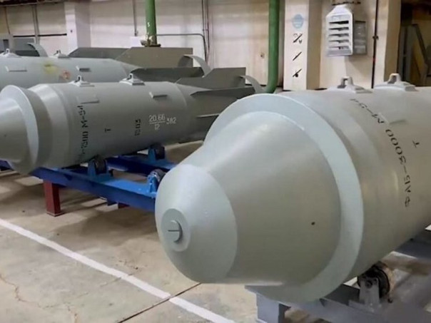 Дальше - ядерное оружие: огромной силы бомба впервые за СВО сброшена на позиции ВСУ