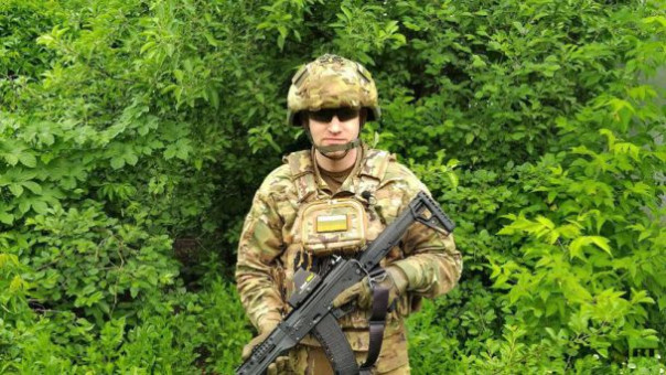 «Для меня это большая честь»: петербуржец, усыновлённый американцами 25 лет назад, стал добровольцем СВО