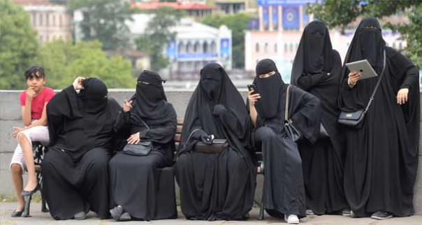 «Гюльчатай, открой личико!» О запрете ношения никаба и паранджи.