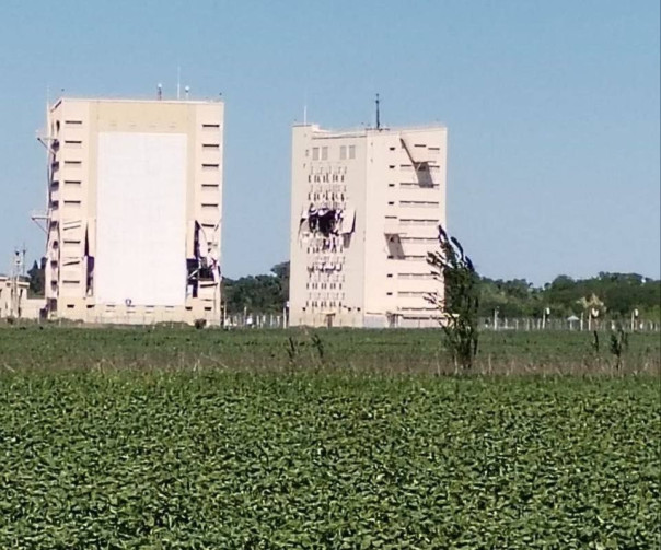 Укрофашисты опубликовали фото поврежденных антенн РЛС «Воронеж-ДМ» и авиабазы Кущевская в Краснодарском крае