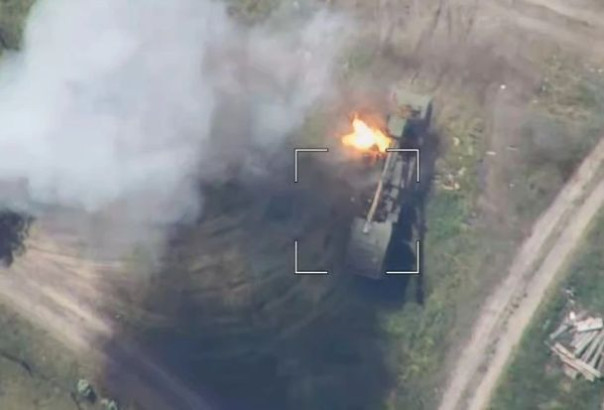 «Приоритетные цели - "Грады" и "Вампиры", бьющие по Белгороду»: Как наши бойцы жгут оружие НАТО под Харьковом