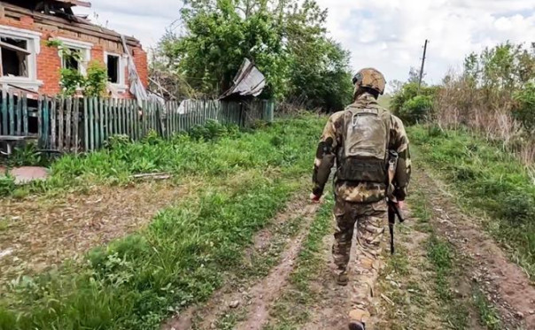 Флаг России над Красногоровкой: ВСУшники убежали из центра, основная часть города наша