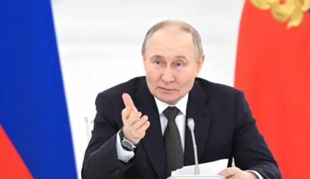 Президент России на шантаж не ведётся. Юлия Витязева