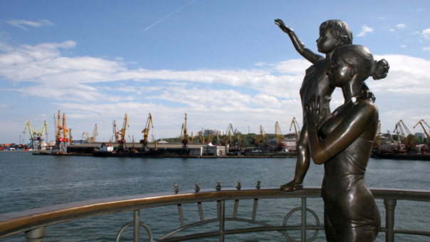 ВС РФ уничтожили военные корабли ВСУ в порту Одессы