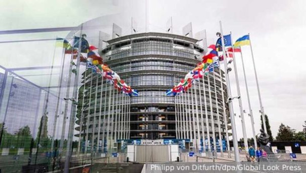 Европарламент официально разрешил Украине атаковать Россию вглубь территории