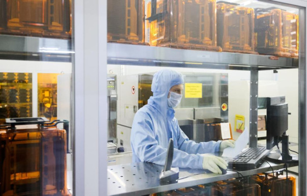 Плохие новости для США. Испытания первого российского литографа уже начались