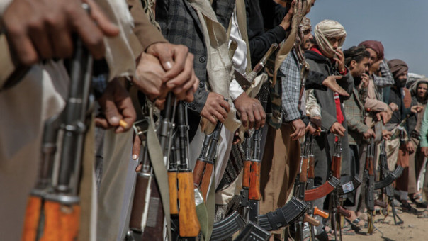 Хуситы разгромили "непотопляемый" авианосец США. Для России есть две новости: хорошая и очень хорошая