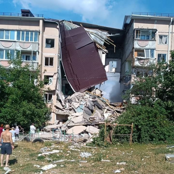 Укрофашисты ведут огонь по республикам Донбасса, Белгородской и Курской области. Обзор ситуации в прифронтовых регионах России на вечер 14 июня