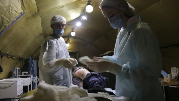 Врачи извлекли из тела военного неразорвавшийся боеприпас