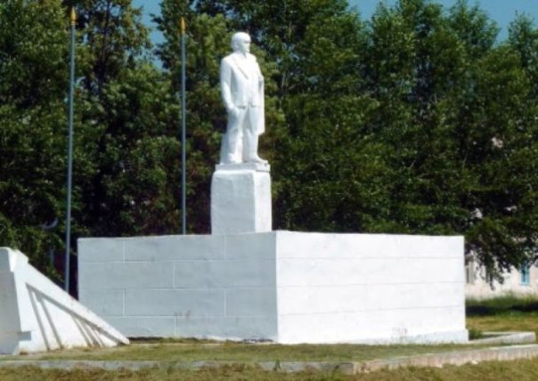 В Свердловской области скандал. В городе Ирбит в голосовании о переименовании площади Ленина количество голосовавших превысило число жителей