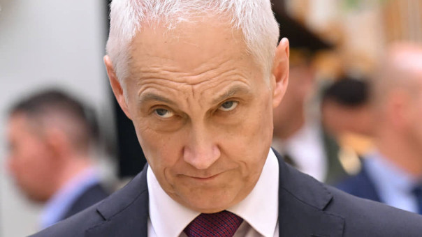 Белоусов потребовал возвести дома до возвращения морской пехоты