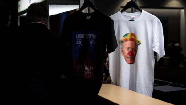 Спонсоры демократов назвали ситуацию с Байденом после дебатов "Армагеддоном"