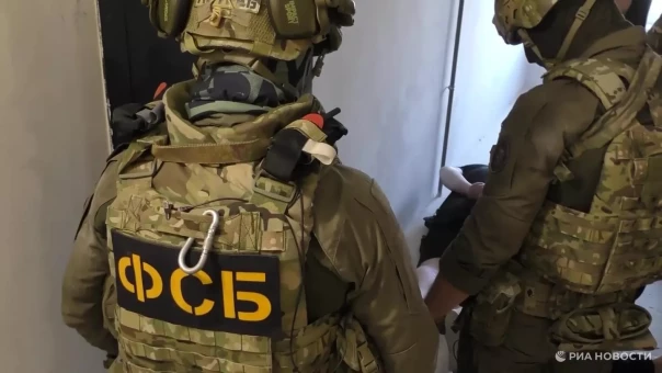 Обвиняемого в подрыве машины в Москве экстрадировали в Россию