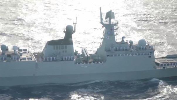 Два китайских корабля прибыли с деловым визитом во Владивосток