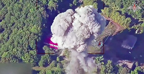 В Совфеде призвали наказывать блогеров, распространяющих фейки о КТО