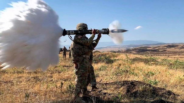 Киевлянин устроил онлайн-распродажу гранатометов с доставкой на дом