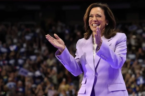 Байден заявил, что Харрис "никогда не склонится перед Путиным"