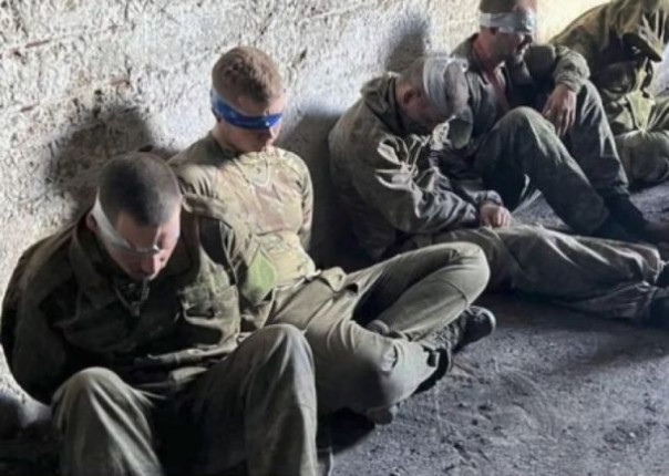 Financial Times со ссылкой на Украину сообщило о переговорах Москвы и Киева по обмену пленными из Курской области