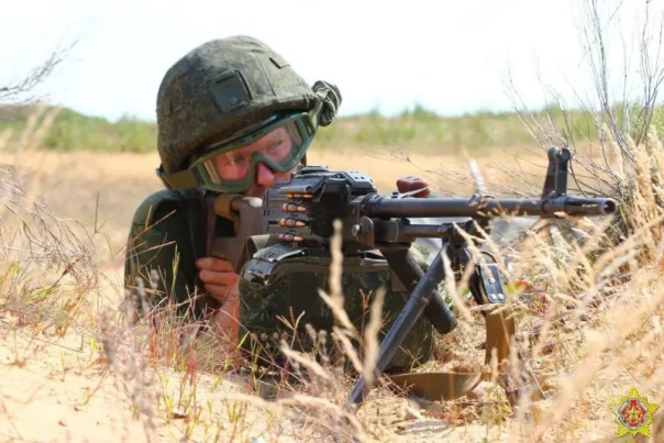 Украинский МИД потребовал от Минска отвести белорусские войска от границы