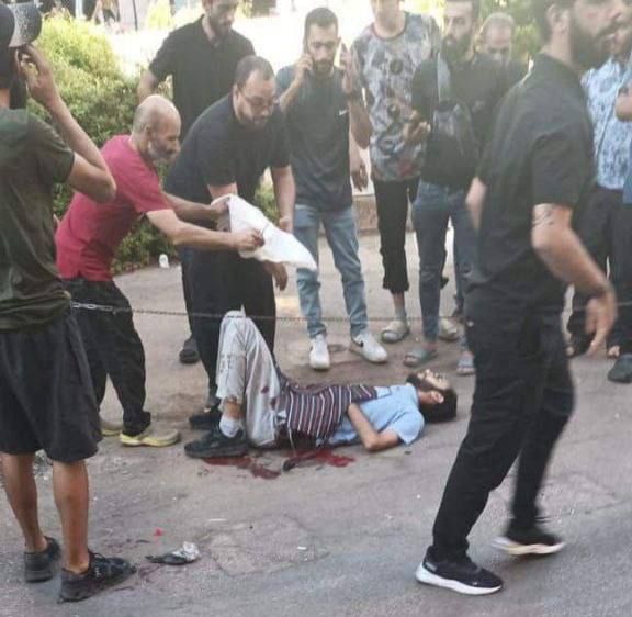 В столице Ливана и других городах у сотни высокопоставленных членов «Хезболлы» взорвались пейджеры, некоторым оторвало пальцы