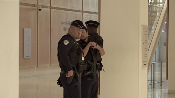 Paris Match: Дуров в ожидании суда ищет жилье в "красивых кварталах" Парижа