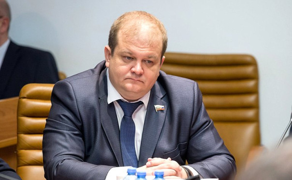 Сенатор от Хабаровского края  высказал беспокойство по поводу роста влияния мигрантов и этнического дисбаланса на Дальнем Востоке