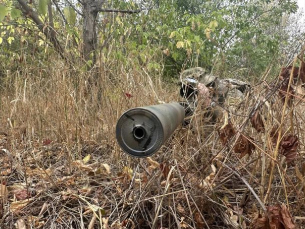 Один выстрел — три цели: Российский снайпер поразил группу противников одним попаданием