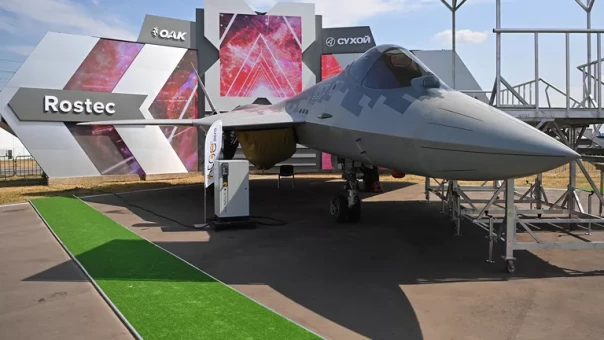 ВКС получили партию новых истребителей Су-57 и Су-35С