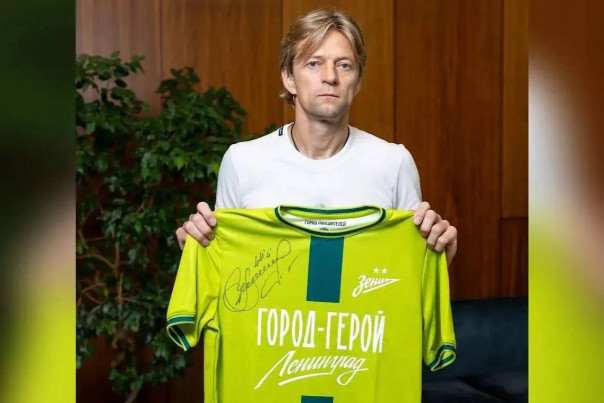 Бывший капитан сборной Украины по футболу Анатолий Тимощук отправил крупную сумму на благо России-Матушки, а не киевскому прожорливому режиму