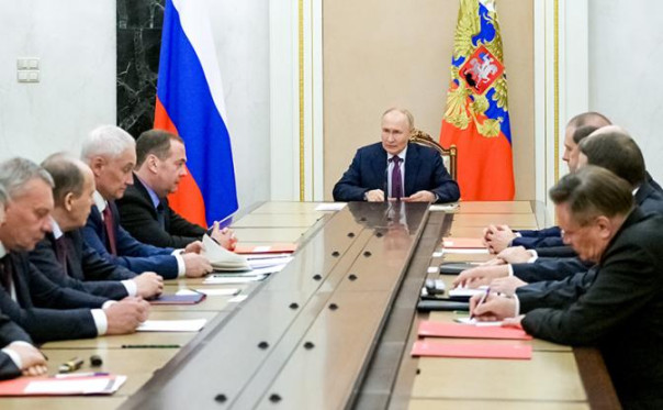 Генерал Ивашов — о ядерной доктрине: Было заблуждением думать, что если у нас есть «гиперзвук», то остальной армией можно не заниматься