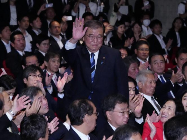 Новым премьер-министром станет Сигэру Исиба – приверженец Японии как военной державы