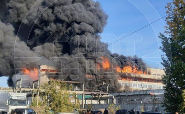 Мощный пожар в Барнауле