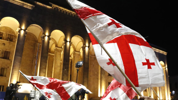 Парламентские выборы начались в Грузии