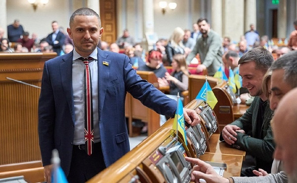 Беги, Мыкола! Беги, Тарас!