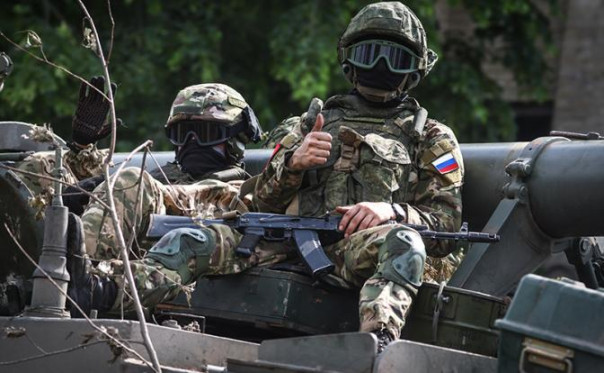 Финиан Канингхэм: Пока США сходят с ума от «головорезов Ким Чен Ына», в России убивают американских наемников