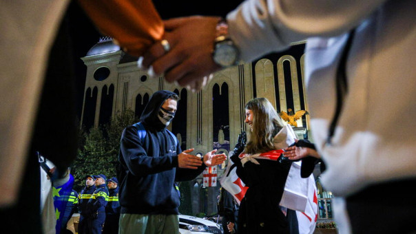 Запад атакует Грузию