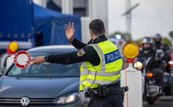 Границы Европы меняют режим: Германия подспудно мечтает о «твердой руке», турки напряглись