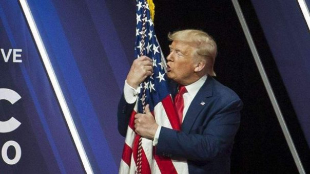 В Белом доме объяснили механизм отмены Трампом новых санкций против РФ